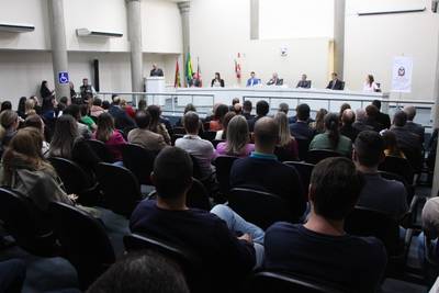 Em Criciúma, TJ instala nova vara focada no enfrentamento da violência de gênero