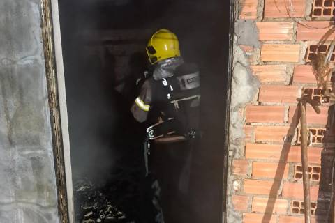 Estufa é atingida por incêndio em Araranguá