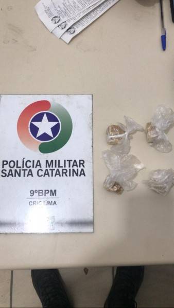 Dupla é presa por tráfico de drogas no bairro Progresso