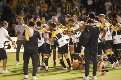 Veja o gol e as fotos da vitória do Tigre diante do Botafogo-SP