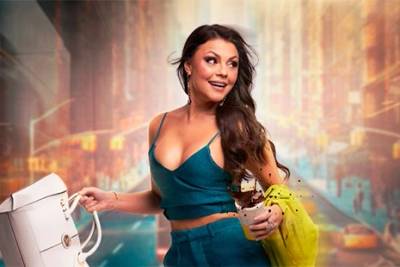 Bruna Louise retorna ao Teatro Elias Angeloni e apresenta novo show em Criciúma