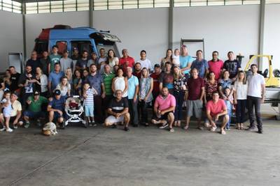 Colaboradores da Transportes Itália em Festa