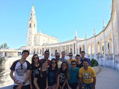 Jovens encerram peregrinação no Santuário de Fátima