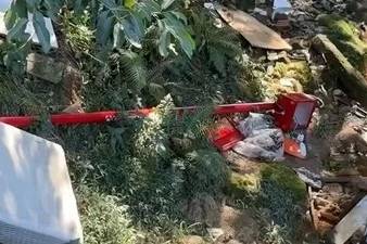 Vídeo: poste para câmera de monitoramento de rio é derrubado em Criciúma