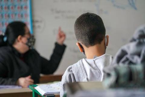 Decreto autoriza aulas 100% presenciais para todos os estudantes em Santa Catarina