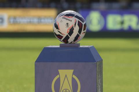 Arbitragem para jogo entre Criciúma e Goiás está definida