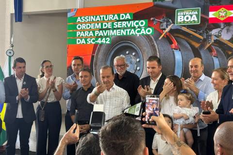 Ordem de serviço para pavimentação da SC-442 é assinada em Morro da Fumaça