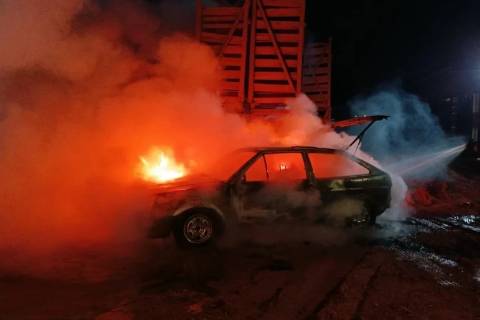 Corpo de Bombeiros orienta motoristas sobre como evitar incêndios em veículos em Criciúma e região