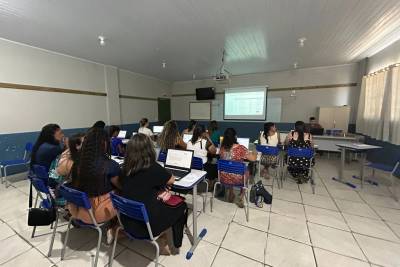 Secretaria de Educação realiza treinamento para aprimorar gestão escolar