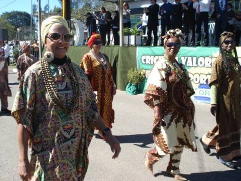 Festa das Etnias será aberta com desfile neste sábado 