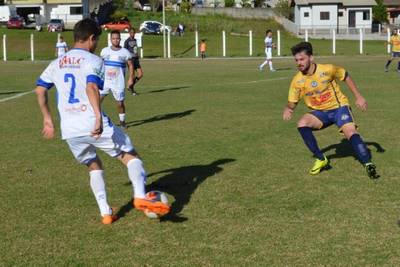 Cocal do Sul derrota Meleiro e encerra primeira rodada da Larm
