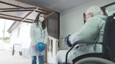 Prefeitura de Maracajá leva atendimento de fisioterapia domiciliar gratuito para população