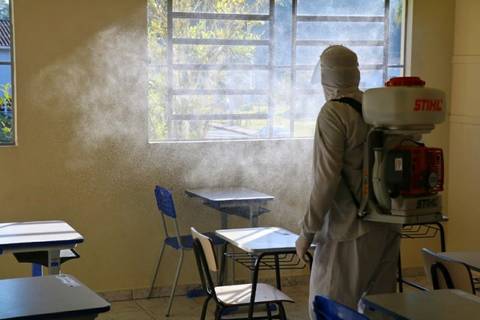 Governo de Nova Veneza realiza sanitização nas escolas municipais