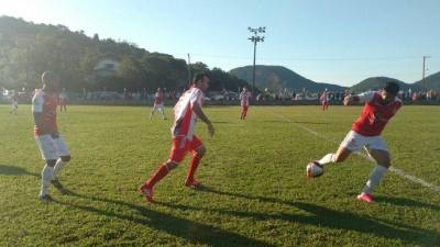 Metropolitano fica mais perto do título da Copa Sul