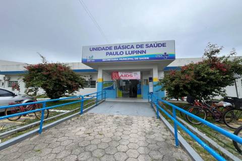 Sala de vacinação com horário estendido em Balneário Arroio do Silva