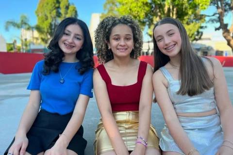 Mini Divas: trio de amigas une amizade e talento musical no Sul de Santa Catarina