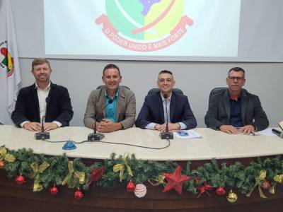 Idelci Francisco Rampinelli é eleito presidente da Câmara de Forquilhinha