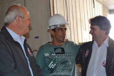 Dilnei e Sasso vão a obras da construção civil