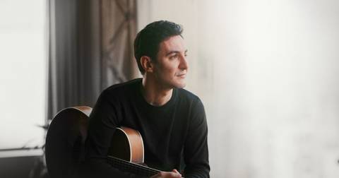 Içara realiza show gratuito com Leandro Borges