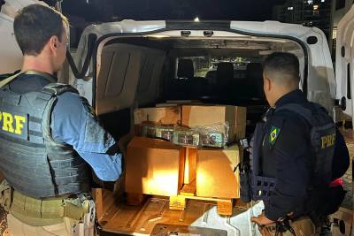 Vídeo: PRF apreende mais de 430 quilos de cocaína paraguaia que seriam entregues em Criciúma