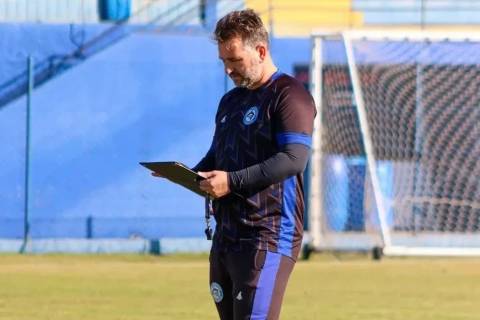 Técnico do Tubarão analisa vitória e projeta evolução da equipe em casa