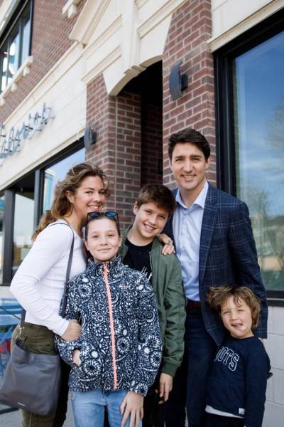 Esposa de Trudeau se recupera do coronavírus