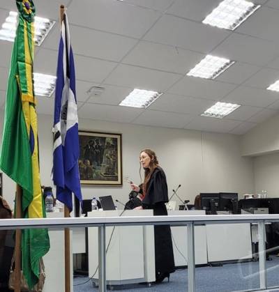 Homem é condenado por tentar matar a mulher ateando fogo nela