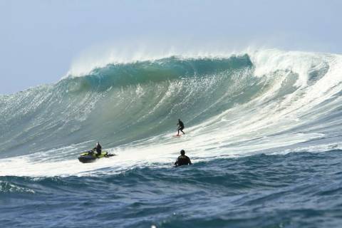 Movimento Big Wave projeta rota do surf de ondas grandes no litoral Sul catarinense