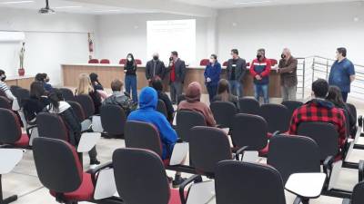 Projeto 'Jovens Programadores' é lançado em Cocal do Sul