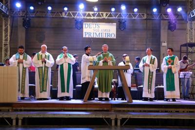 Missa presidida pelo bispo encerra Vinde e Vede 2019