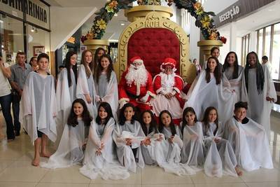 Papai e Mamãe Noel já estão no Center Shopping 