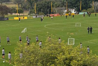 Tigre realiza jogo-treino contra o Sub-20 e Baptista muda peças no time titular