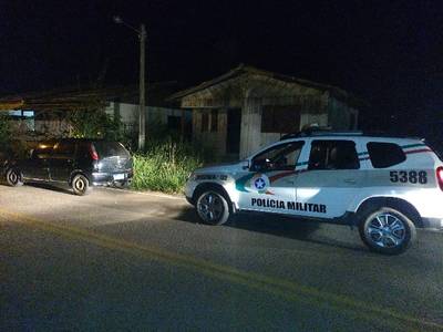 Mulher encontrada em porta-malas de carro em Içara é natural de Estância Velha 