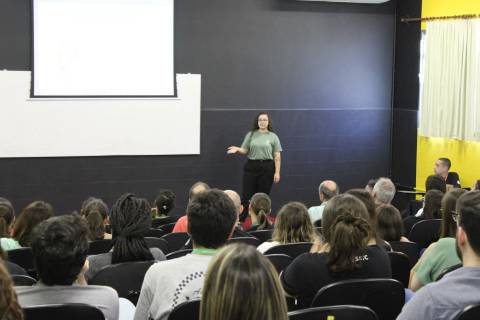 Colaboradores da Satc passam por treinamento de gestão ambiental e segurança coletiva