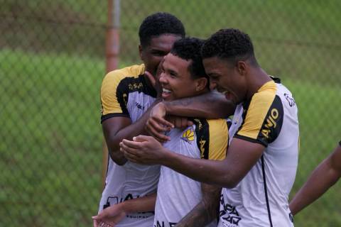 Sub-20 carvoeiro vence o Cruzeiro de virada pela Série A do Brasileirão