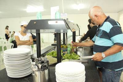 Prefeitura abre restaurante popular com almoço a R$ 4