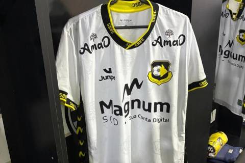 Ex-líder da Série B anuncia novo técnico