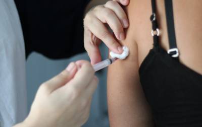 Aplicação de vacinas durante os sábados inicia neste fim de semana em Criciúma