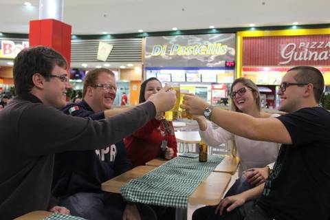 Boteco do Criciúma Shopping no ritmo dos anos 80
