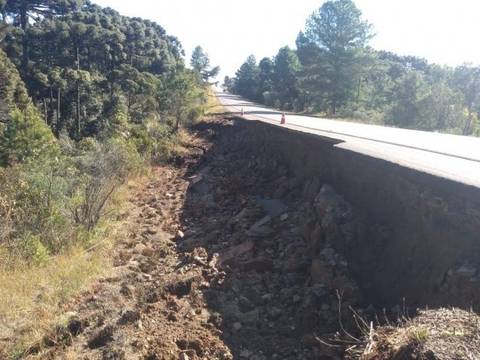 Obras de recuperação da SC-114 já estão em andamento, afirma PMRv 