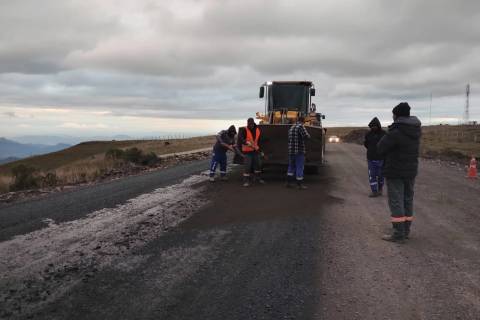 Fotos: BR-285 entra em nova fase com início da pavimentação no RS