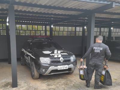 Polícia Civil deflagra ‘Operação Open House’ contra desvio de bens e recursos públicos em Imbituba