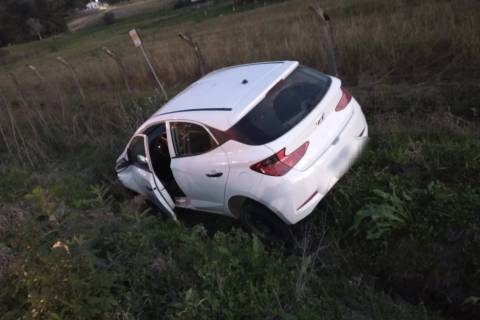Acidente entre três carros deixa motorista ferida em Urussanga