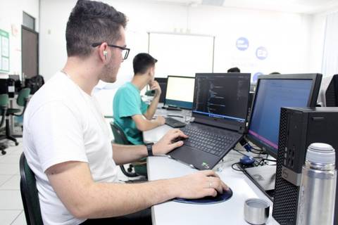 Ciência da Computação na Unesc: presente e futuro promissores aos novos profissionais