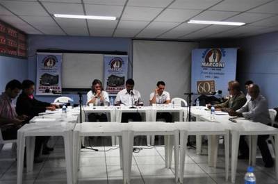 Geraldo Fornasa e Dr. Arnon apresentam propostas em debate na Rádio Marconi