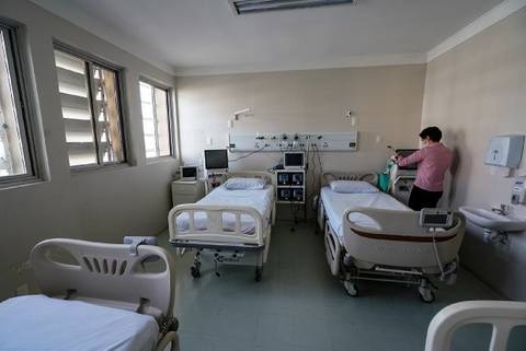Governo do Estado amplia leitos de terapia intensiva e de retaguarda em Santa Catarina