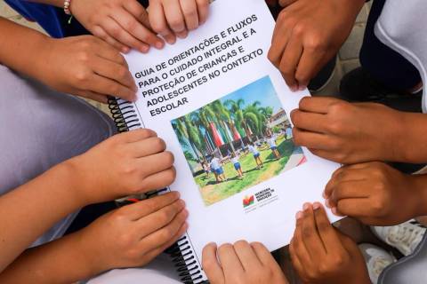 Criciúma lança novo Guia de Orientações e Fluxos para ampliar ações de combate à violência escolar