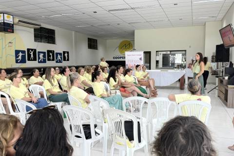 Coopercocal: Núcleo das Mulheres Cooperativistas inicia atividades com participação de 100 integrantes