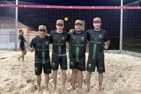 Esporte e integração: 3ª Copa Coorsel de Futevôlei reúne atletas em Tubarão