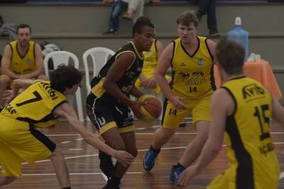Atleta criciumense realiza sonho de jogar nos EUA